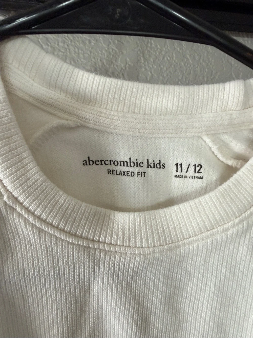 Abercrombie Kids Long-Sleeve Ribbed Crewneck Shirt with Navy/Green Stripe